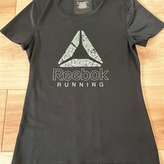 Reebok レディースTシャツ