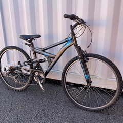 SOLUTION 3x6速 26インチ オレンジ色 (70) SOLUTION 3x6速 26インチ オレンジ色 (70)