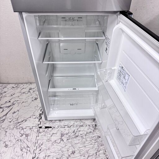 T095★2020年製★ハイセンス　冷蔵庫　大型　2ドア　227L シルバー 2020年製 ハイセンス 冷蔵庫 227L HR-B2302