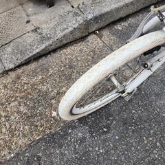 ミニベロ自転車　２０インチ　６変速　白　配達可能