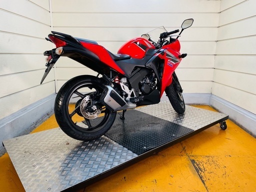10455km ★始動動画あり★ ホンダ  CBR150R　KC178 中型 10455km ☆始動動画あり☆ ホンダ CBR150R KC178 中型 10455km ☆始動