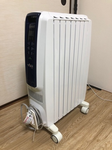 週末値下 デロンギ オイルヒーター 送料無料 デロンギ オイルヒーター