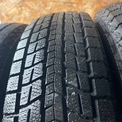 走行少　DUNLOP ダンロップ　SJ8 175/80R16 スタッドレス　タイヤ　2018年製　16インチ