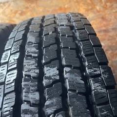 極上タイヤ　YOKOHAMA ヨコハマ　IG91 195/80R15 107/105L LT スタッドレス　タイヤ　2021年製　15インチ