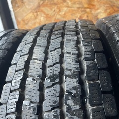 極上タイヤ　YOKOHAMA ヨコハマ　IG91 195/80R15 107/105L LT スタッドレス　タイヤ　2021年製　15インチ