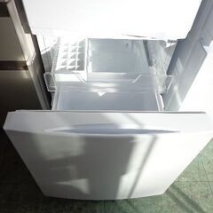 TOSHIBA　２０２３年　１５３L冷蔵庫　お買い得品　お支払いは現金のみ。