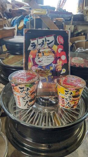 みそきん1セツトとラーメン看板
