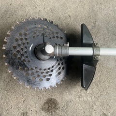 BIG M草刈機　BC26T