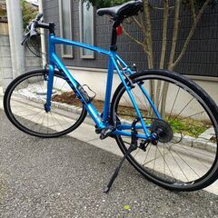 美車】 GIANT（ジャイアント） ESCAPE RX 700×28C ブルーメタリック