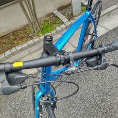 美車】 GIANT（ジャイアント） ESCAPE RX 700×28C ブルーメタリック