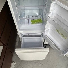 🫡ご成約【新着★】137L冷蔵庫 シャープ 2019年製 👀人気！単身サイズ👀SJ-D14E-W＊西小倉駅から車で５分＊【早い方最優先☆*:.｡. 】