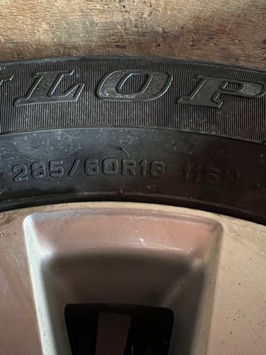 ランクル200純正 285/50R20 ランドクルーザー200 純正ホイール