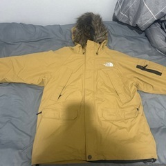 ノースフェイスのマウンテンジャンパー