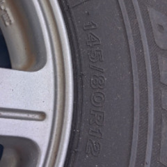 そろそろ季節に前に！値下げ🔶アルミホイル12インチ....ブリジストン！スタッドレス！145.80.12