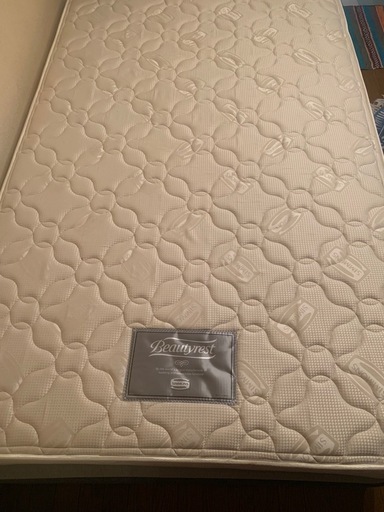 シモンズセミダブルベッド ⭐︎【破格】⭐︎組み立て簡単シモンズ