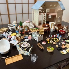 お話し中)シルバニアファミリーまとめ売り 人形26体家車小物