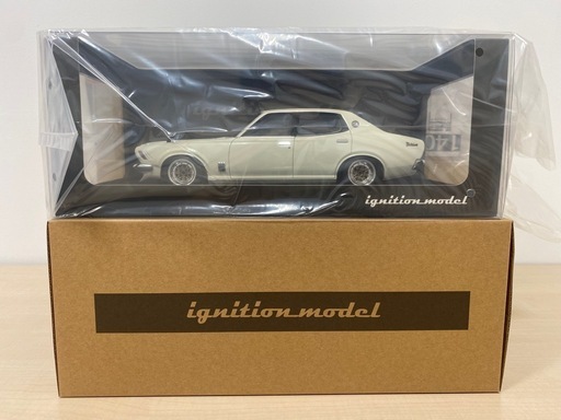 イグニッションモデル 1/18 IG3166 ブルーバード サメブル 白