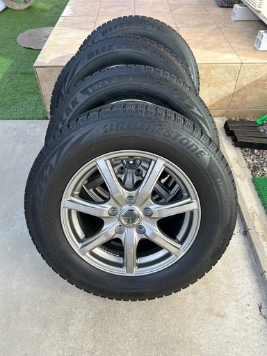 ②ブリザック2021年 見にくかっ アルファード スタッドレス デリカ 215  