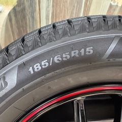 スタッドレスタイヤ フリード 185/65R15