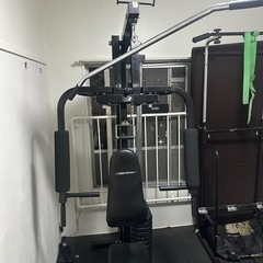 筋トレマルチマシーン