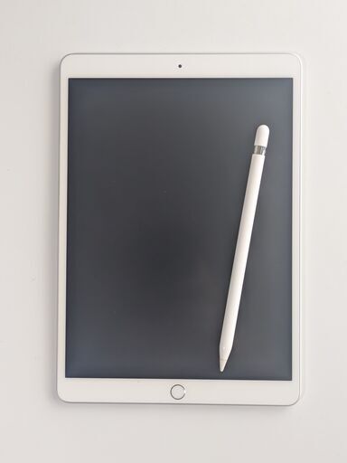 iPadAir3 64GBWi-Fiモデルsilver+Apple pencil iPad Air 3 64GB（シルバー） + Apple Pencile Apple iPad Air3 64GB