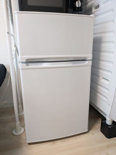 冷蔵庫 小型 2ドア 85L 白 MAXZEN JR085HM01WH