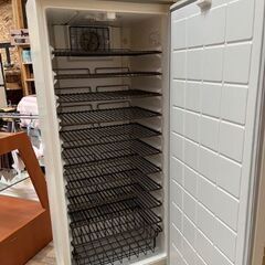 11月17日まで限定値下げ！ワインセラー　フォルスターLongFresh　70本用　ST-AF270N