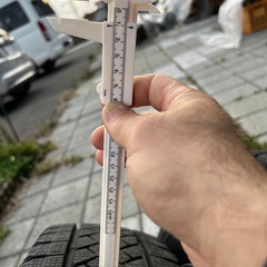 NV350 E25 キャラバン スタッドレスタイヤ＆アルミホイール4本セット バリ溝 ブリジストン ブリザック VL1 195/80R15 107/105L LT