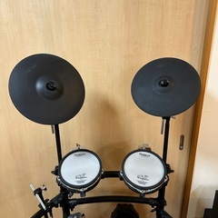 Roland ローランド 電子ドラム V-Drums TD-15KV、キューブモニタースピーカー CM-110 CUBE 2.1ch一式まとめ売り！