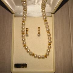 パールネックレス･イヤリング。ペア。