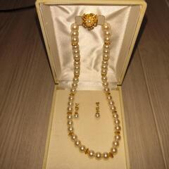 パールネックレス･イヤリング。ペア。