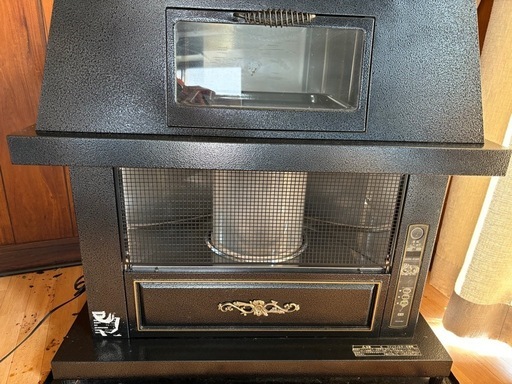 レア物　トヨトミ FFストーブ　商品名　アンティークストーブ FF式 アンティークストーブ トヨトミ グリル付き