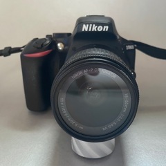 シャッター総数950回 Nikon 一眼 D5600 18-55 レンズキット シャッター総数950回 Nikon 一眼 D5600 18-55 レンズキット
