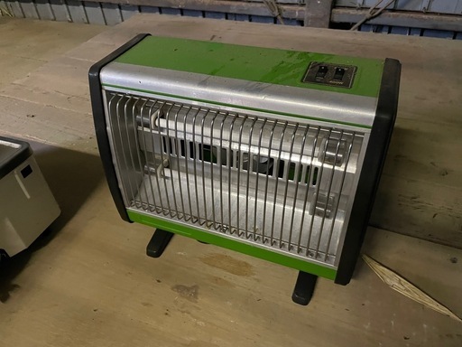 レトロ電気ヒーター