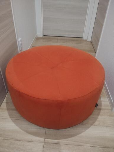 ligne roset 　リーン・ロゼ　フランス　丸ソファ