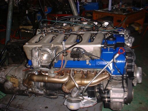 Mベンツ190E-16V-23-25エンジンシリンダーヘツト販売 やすかっ