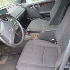 Mベンツ202-Cクラスリサイクル-部品取り車―書類あり