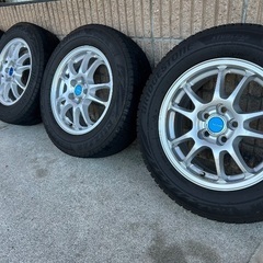 スタッドレス 195/65r15 プリウス カローラツーリング