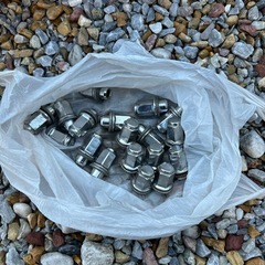 プラドホイール　