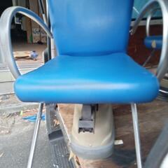 大広電動カット椅子