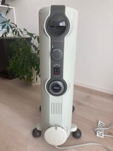 デロンギ　オイルヒーター