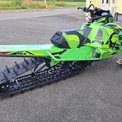 出品年内まで スノーモービル arctic cat ハードコア