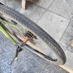 クロスバイク　２４インチ　６変速　緑　配達可能