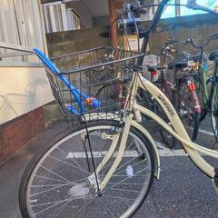ほぼ新品  自転車 ママチャリ カゴ付き
