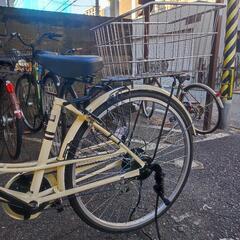 ほぼ新品  自転車 ママチャリ カゴ付き