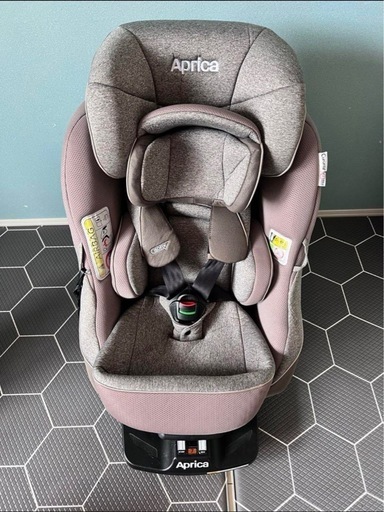 フード付き※アップリカ クルリラ 360° セーフティー ISOFIX 