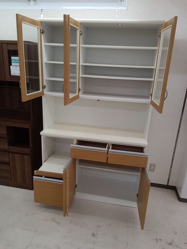 ☆ジモティ割あり☆ 食器棚 ベージュ×ホワイト W120.5×D45×H203.