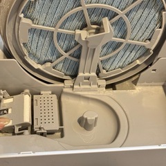 DAIKIN ストリーマ空気清浄機 MCK55VE6-W