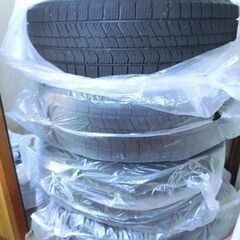 BLIZZAK VRX2◆スタッドレスタイヤ 195/65R16【4本】\'19年製★ブリヂストン 4穴★社外アルミ 16×6J ロッキー