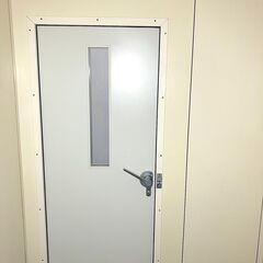 サイレントデザイン ロングタイプ  中古防音室 1.5畳、-35db